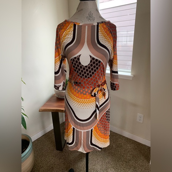 Trina Turk 100% Silk Dress Retro Tie Waist Sz 2 USA cocktail - Picture 12 of 12